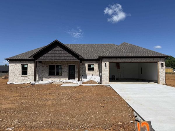 12 Odessa Davis Drive, Greenbrier, AR 72058