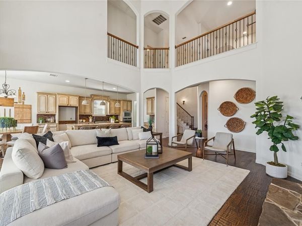 1124 Grant Avenue, Lantana, TX 76226