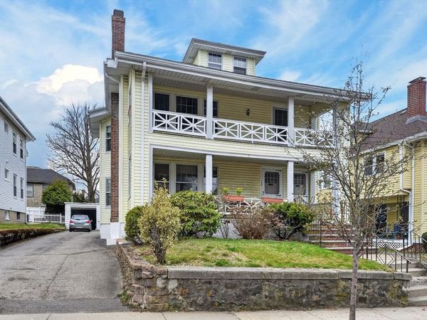 396 School Street, Unit 396, Watertown, MA 02472