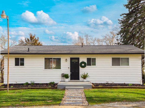 10752 Wesch Road, Brooklyn, MI 49230