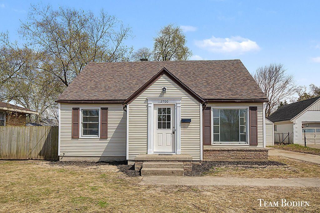 2700 Rockwood Court Sw, Wyoming, MI 49519 Main Photo