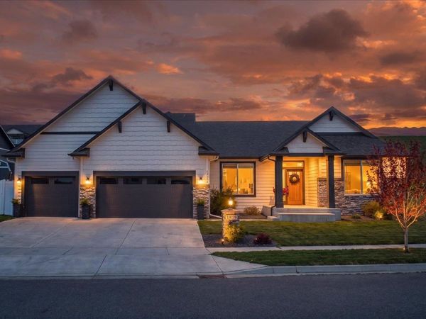 19715 E 11th Ave, Spokane Valley, WA 99016