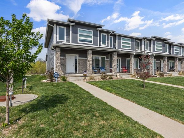 16631 Wilden Drive, Clive, IA 50325