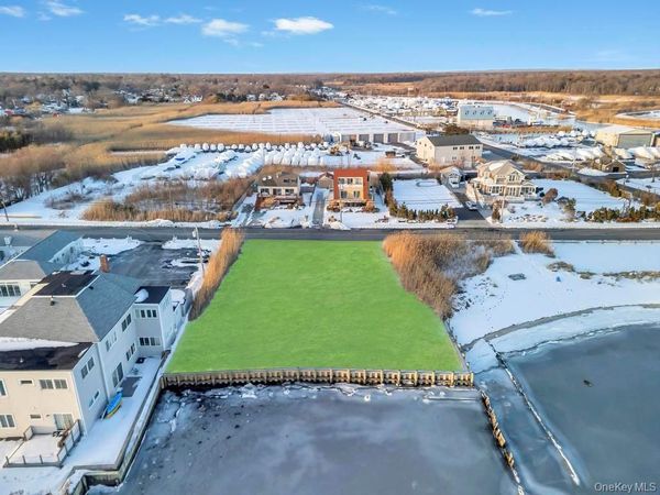 48-52 Browns River Road , Sayville, NY 11782