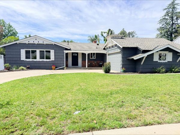 2117 Venus Dr, Sacramento, CA 95864
