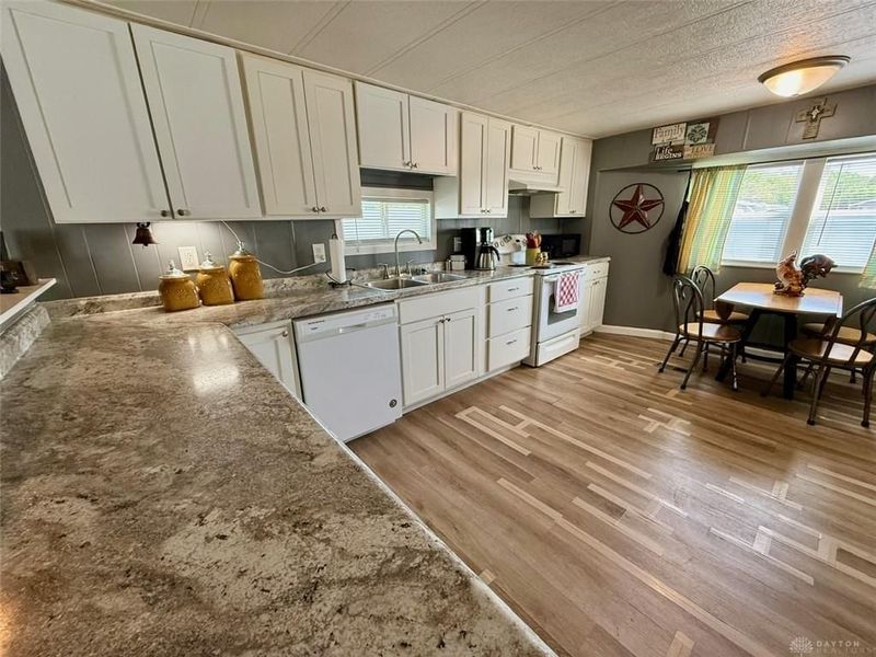 42 New Yorker Blvd, Miamisburg, OH 45342 Photo 5