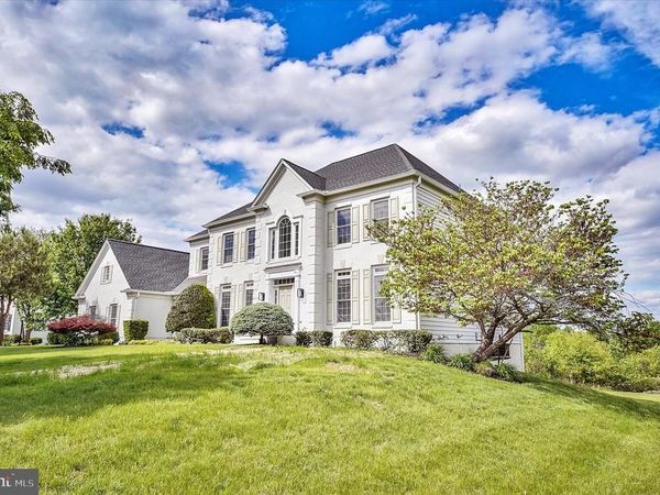 43820 CHURCHILL GLEN DRIVE, CHANTILLY, VA 20152