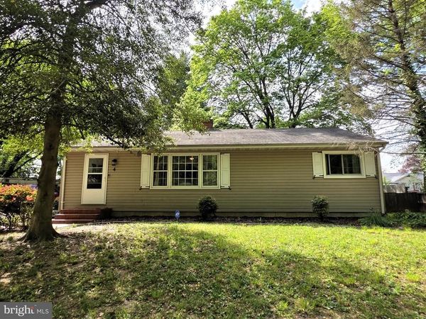 4 CAROLEE DRIVE , DOVER, DE 19901