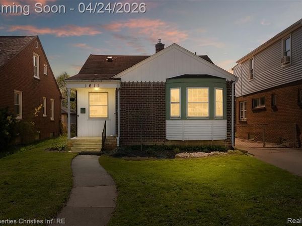 1611 Ethel Avenue , Lincoln Park, MI 48146