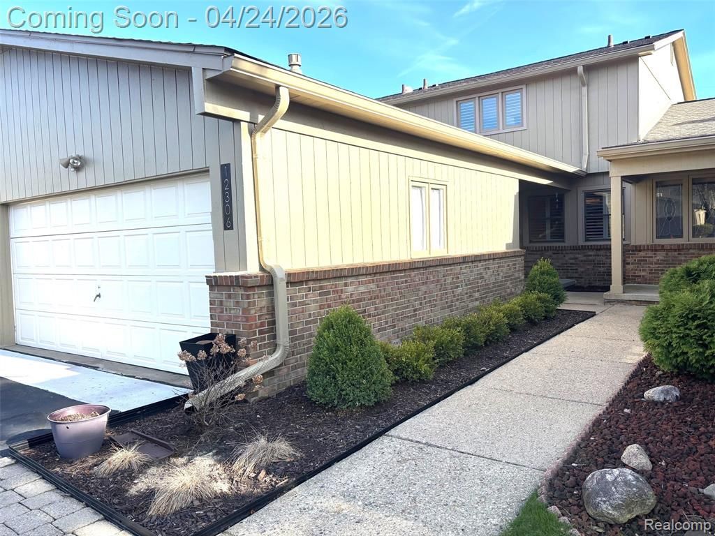 12306 Pinecrest Drive, Plymouth Township, MI 48170 Main Photo