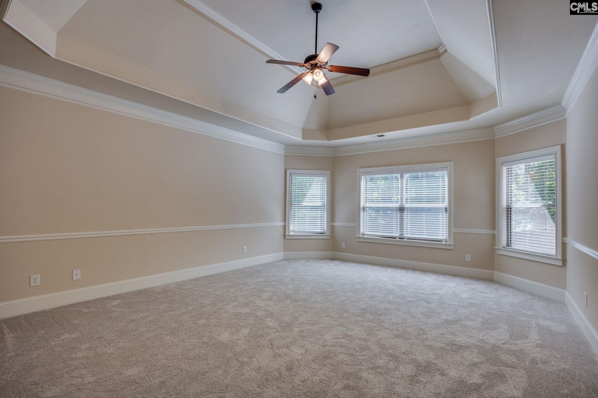 172 Royal Creek Drive Photo 28
