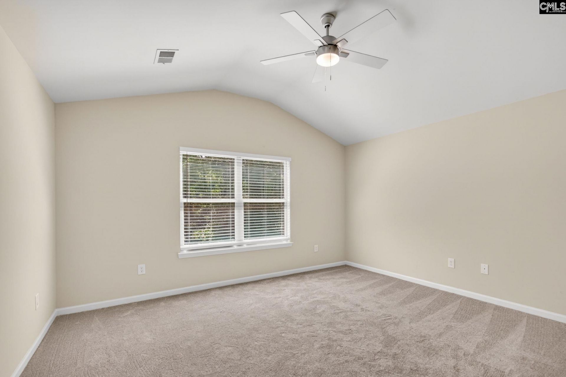 172 Royal Creek Drive Photo 42