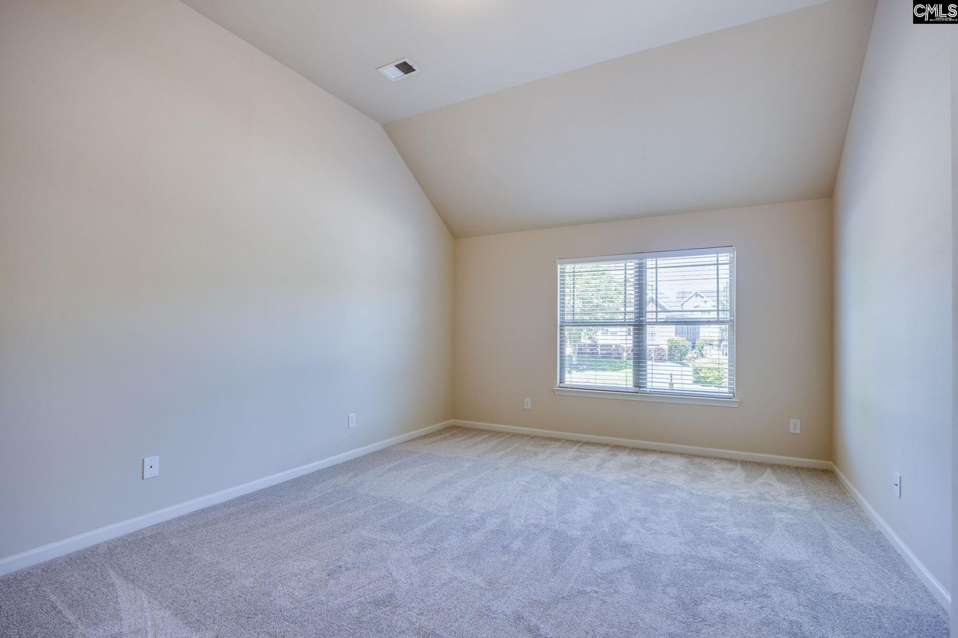 172 Royal Creek Drive Photo 49