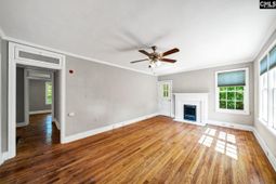 1223 Harvey Street  photo 4