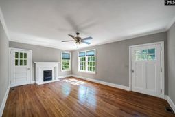 1223 Harvey Street  photo 4