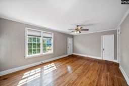 1223 Harvey Street  photo 4