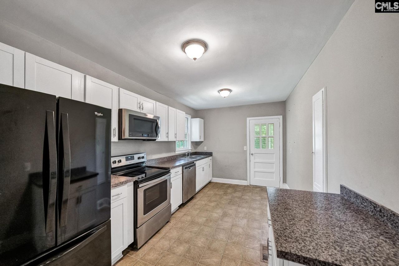 1223 Harvey Street  Photo 6