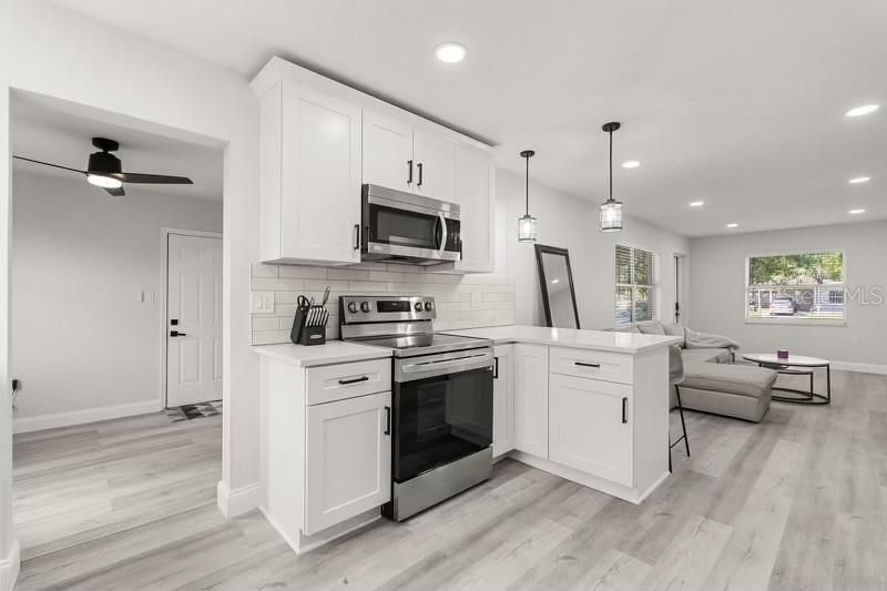 13 Fanfair , Orlando, FL 32811 Photo