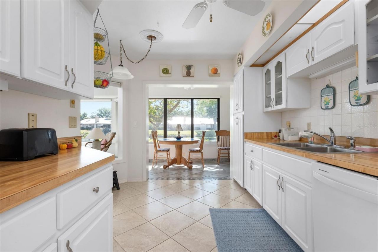 228 Southampton Lane , Unit 258, Venice, FL 34293 Photo