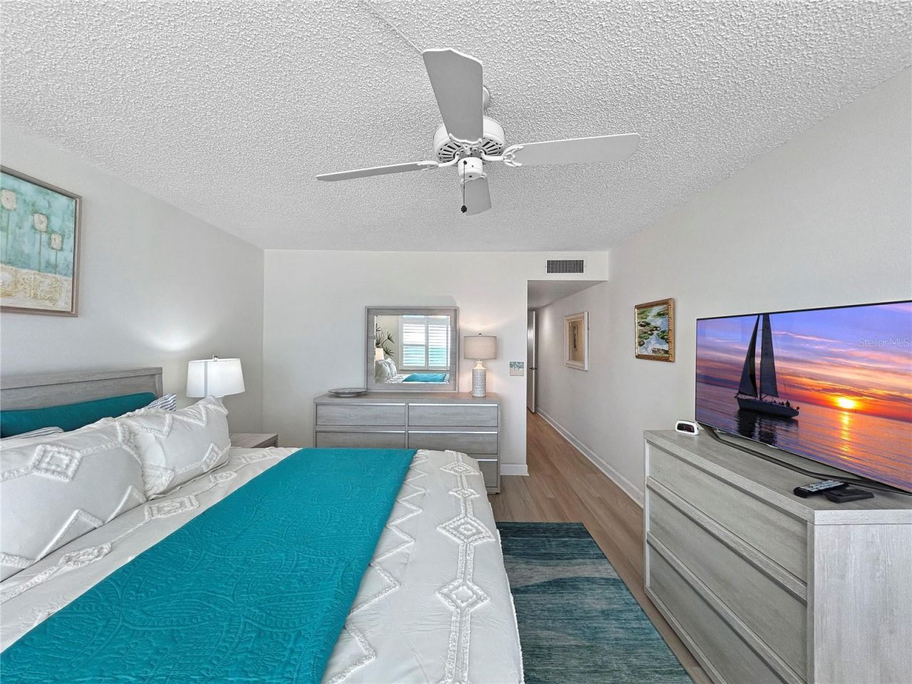 4325 Gulf Of Mexico Drive , Unit 305, Longboat Key, FL 34228 Photo
