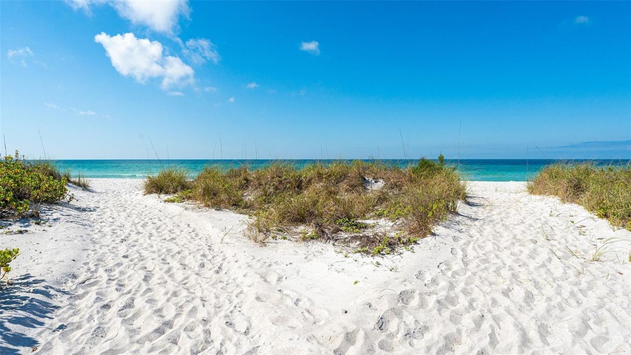 4325 Gulf Of Mexico Drive , Unit 305, Longboat Key, FL 34228 Photo