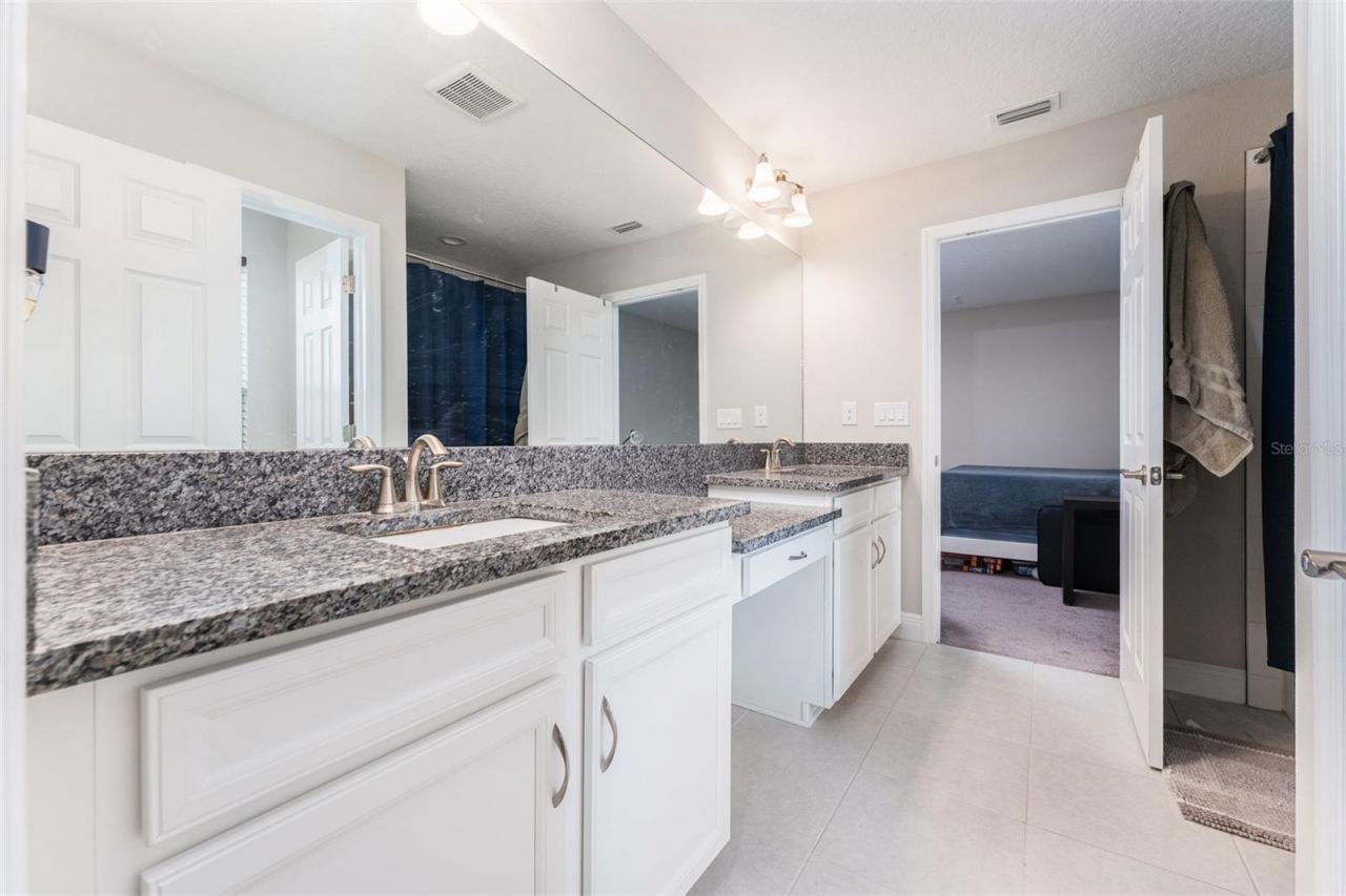 14403 Woodland Spur Dr, Lithia, FL 33547 Photo