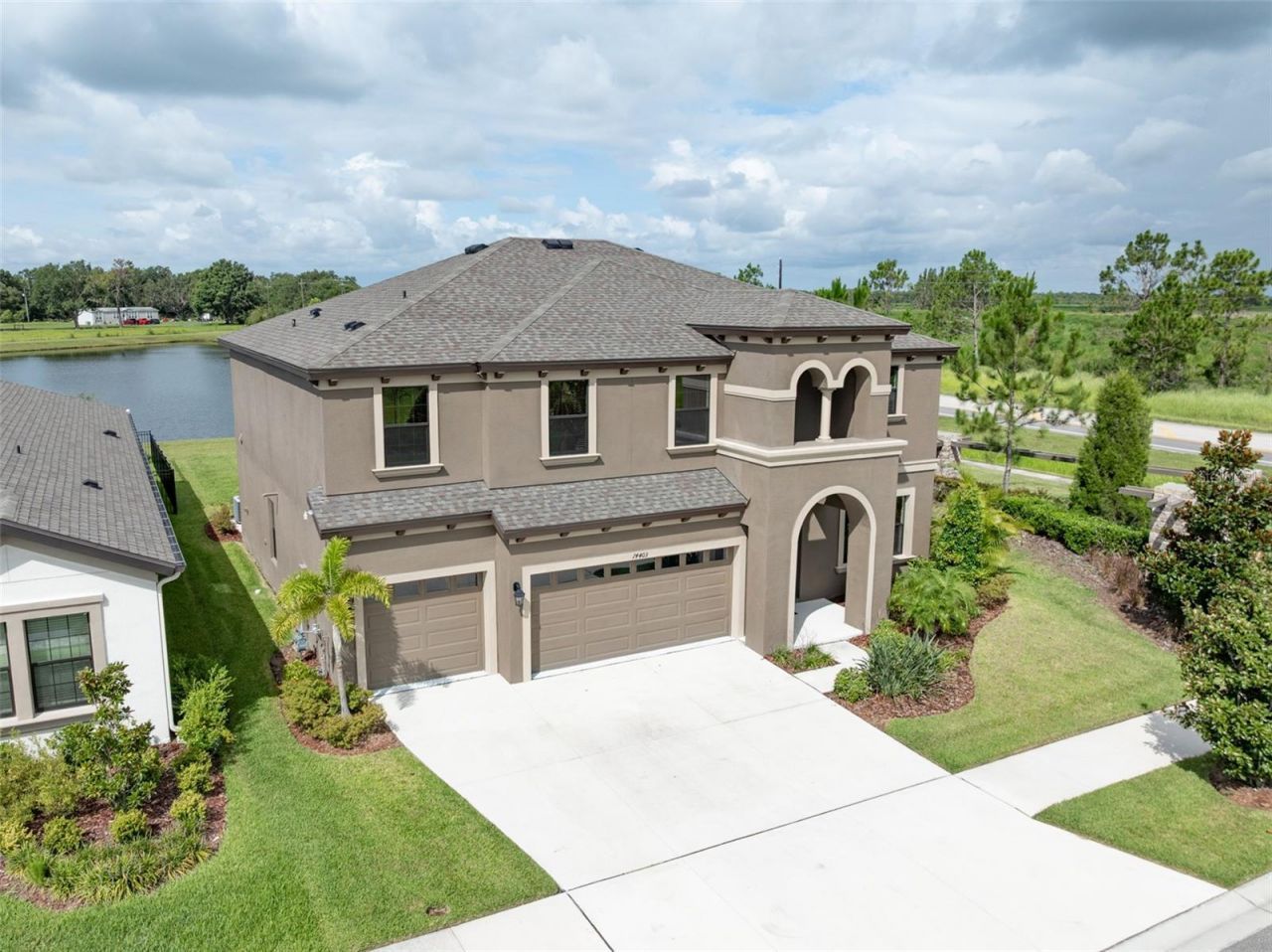 14403 Woodland Spur Dr, Lithia, FL 33547 Photo