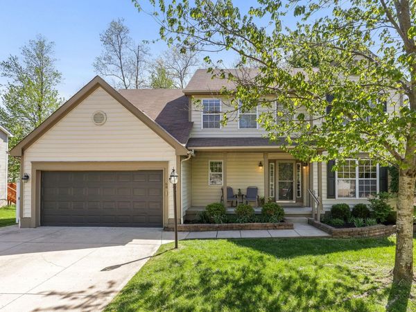 68 Madison Court , Delaware, OH 43015