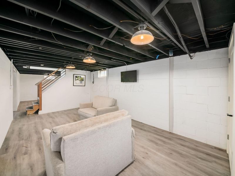 2513 Woodstock Road, Columbus, OH 43221 Photo 21