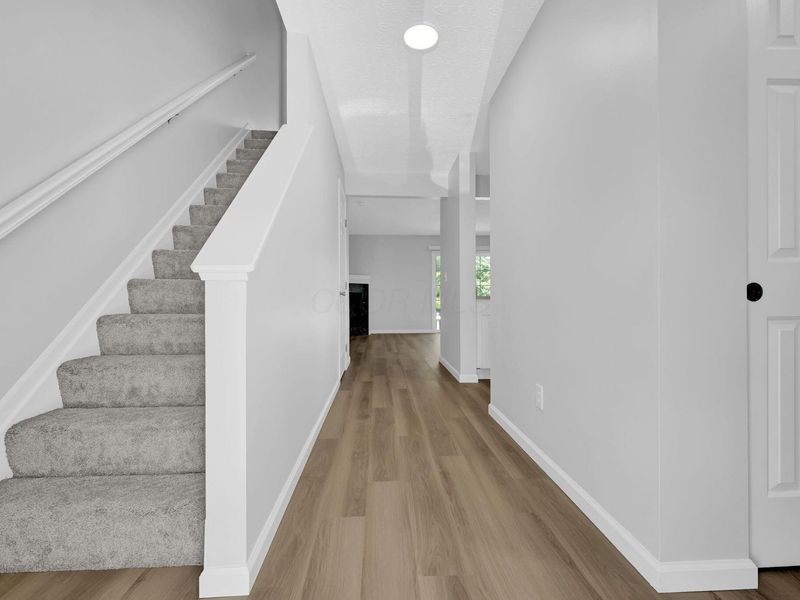 6114 Brice Park Drive , Canal Winchester, OH 43110 Photo 4