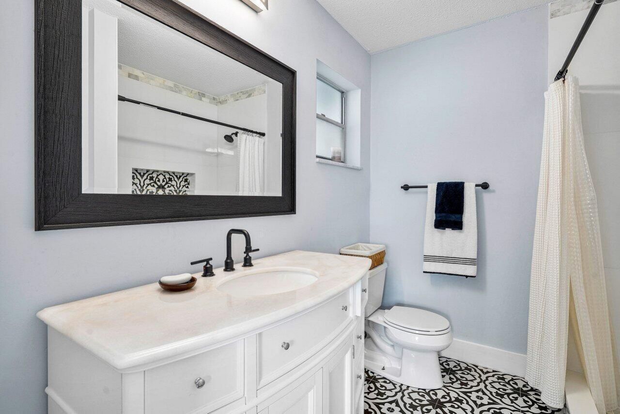517 SW 18th Street, Boynton Beach, FL 33426 Photo