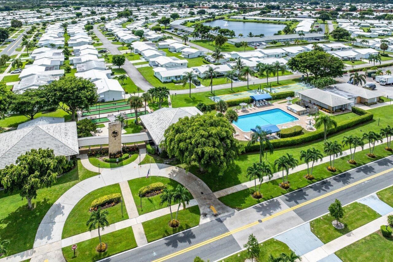 517 SW 18th Street, Boynton Beach, FL 33426 Photo