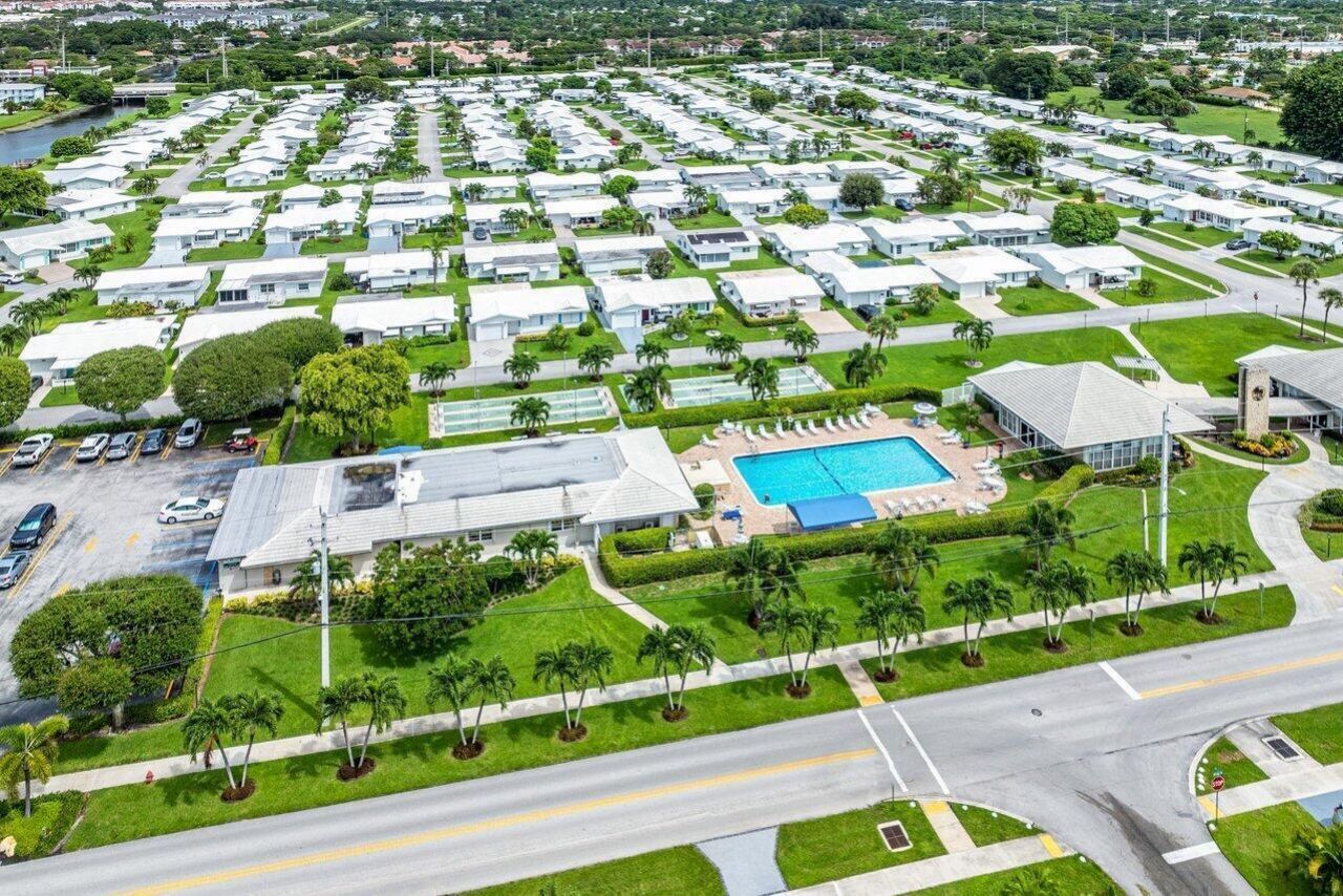 517 SW 18th Street, Boynton Beach, FL 33426 Photo