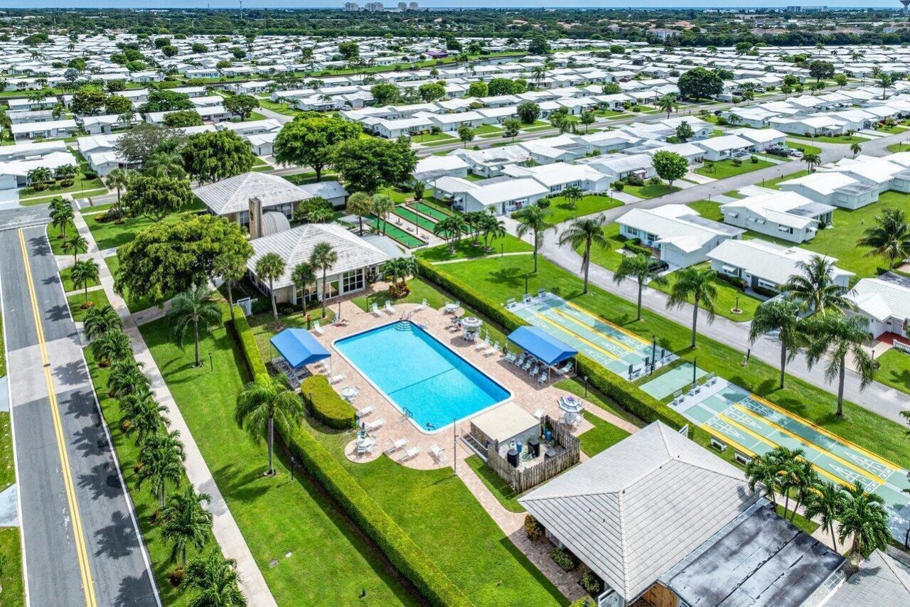 517 SW 18th Street, Boynton Beach, FL 33426 Photo