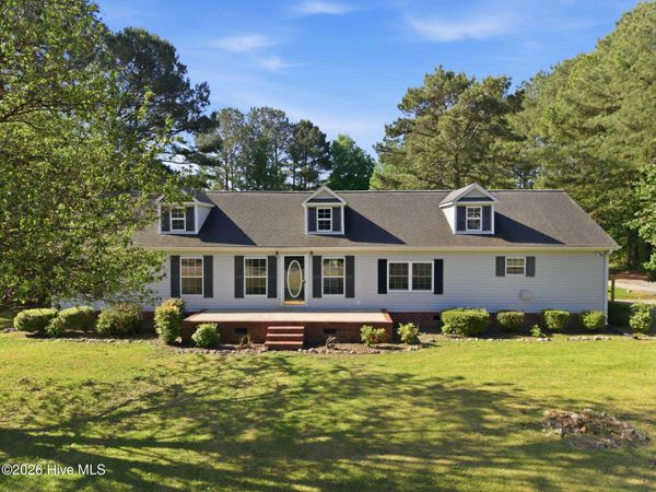 1196 Dogwood Ridge Drive , Winterville, NC 28590