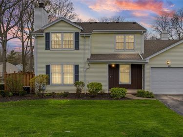 28 Blue Ridge Road , Penfield, NY 14526