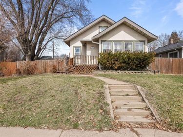 1821 Case Avenue E, Saint Paul, MN 55119
