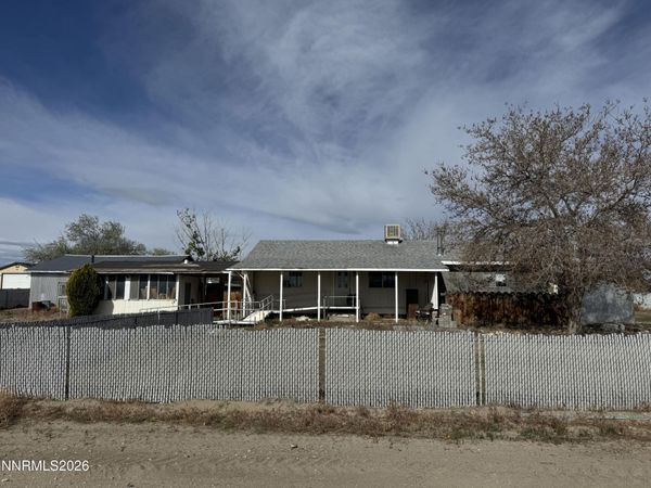 1233 Briggs Lane, Fallon, NV 89406