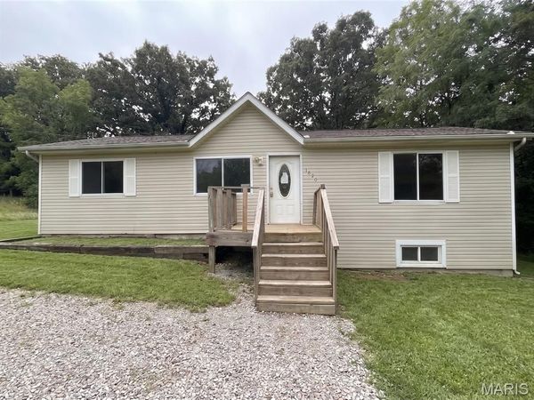 1620 Chinook Court, Robertsville, MO 63072
