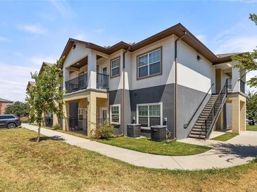 13609 W Pinnacle Circle, Unit 2103, Fort Worth, TX 76040