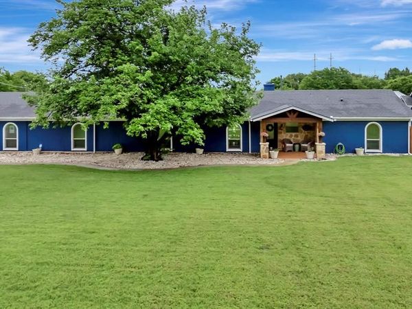 26 Rancho Drive N, Fort Worth, TX 76244