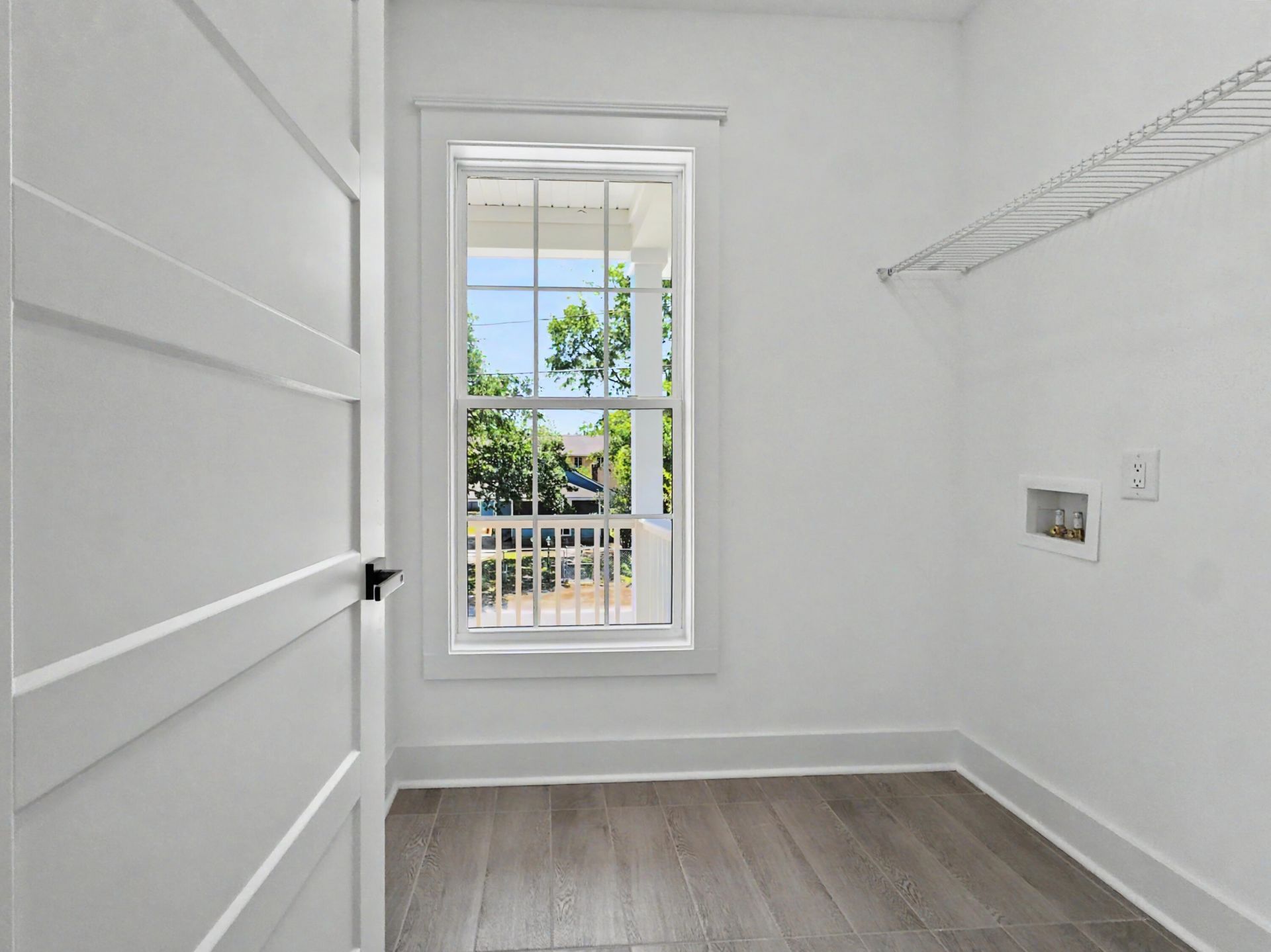 1922 Clifton Street Photo 26