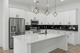 1922 Clifton Street photo 4