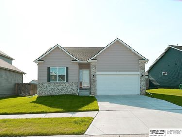 12957 S 54 Street , Papillion, NE 68138