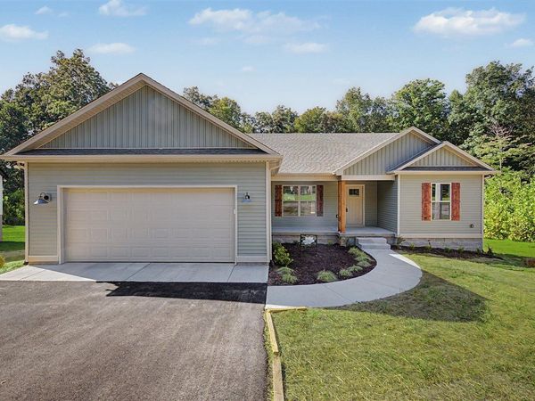 62 Vance Drive, Scottsville, KY 42164