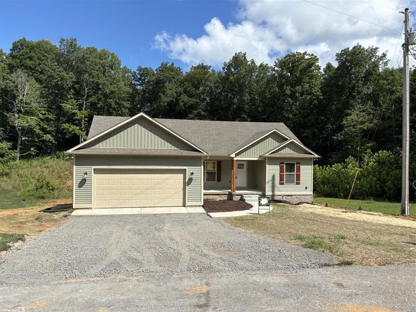 62 Vance Drive, Scottsville, KY 42164