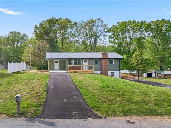 225 Lisa Lane, Piney Flats, TN 37686