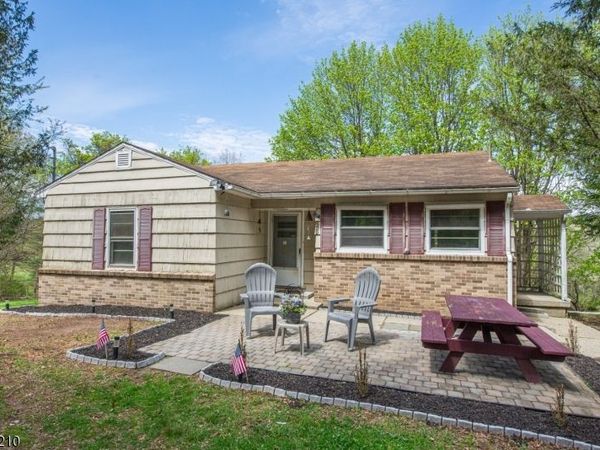 211 Clove Rd, Montague, NJ 07827