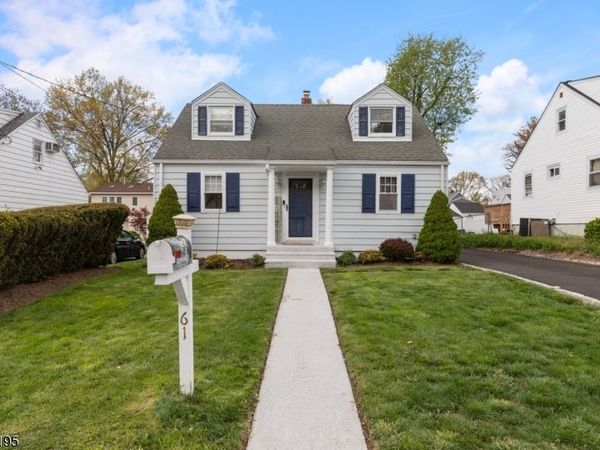 61 Highland Ave, Bergenfield, NJ 07621