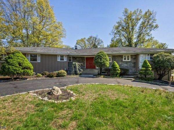 20 Copper Hill Rd, Bridgewater, NJ 08807